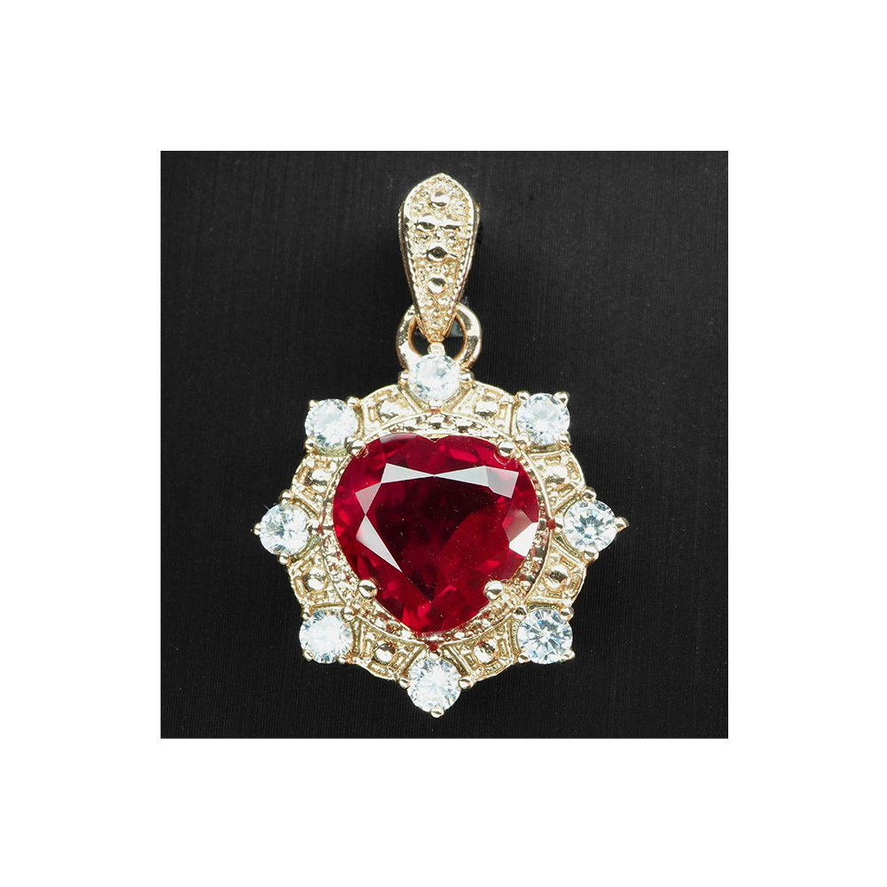Pendiente de Turmalina Roja en forma de Corazón de 7.3 quilates en Plata de ley 925 chapada de Oro Rosa con Cadena