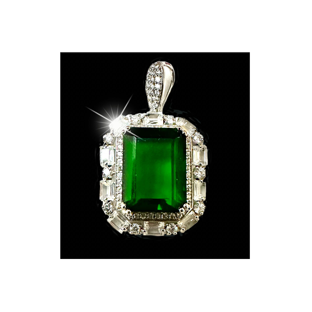 Pendiente de Turmalina Natural de 10 quilates con detalles de Zafiros Blancos en Plata de ley 925 con Cadena.
